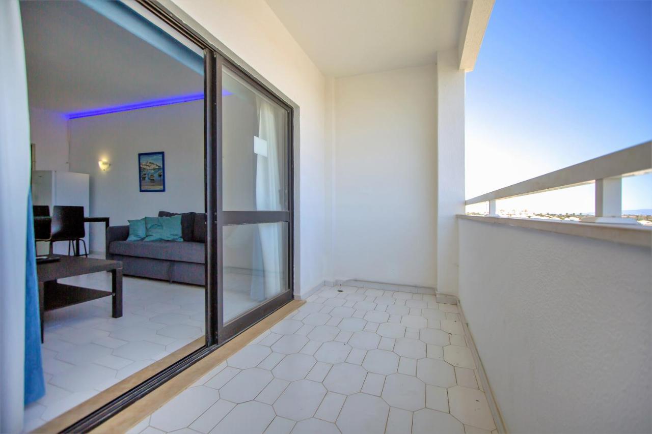 Sea View Apartment - 3 Swimming Pool & Fitness Albufeira Exterior photo